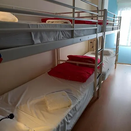 Invictus Hostel *