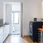 Onefam Clerigos Porto