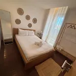 Hostel Onefam Clerigos Porto