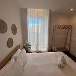 Hostel Onefam Clerigos Porto