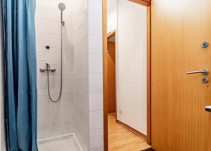 Hostel Onefam Clerigos *